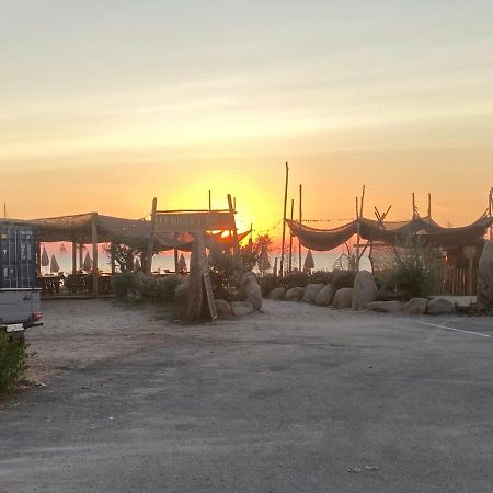 Les Lodges De La Plage U Dragulinu Sari-Solenzara Ngoại thất bức ảnh