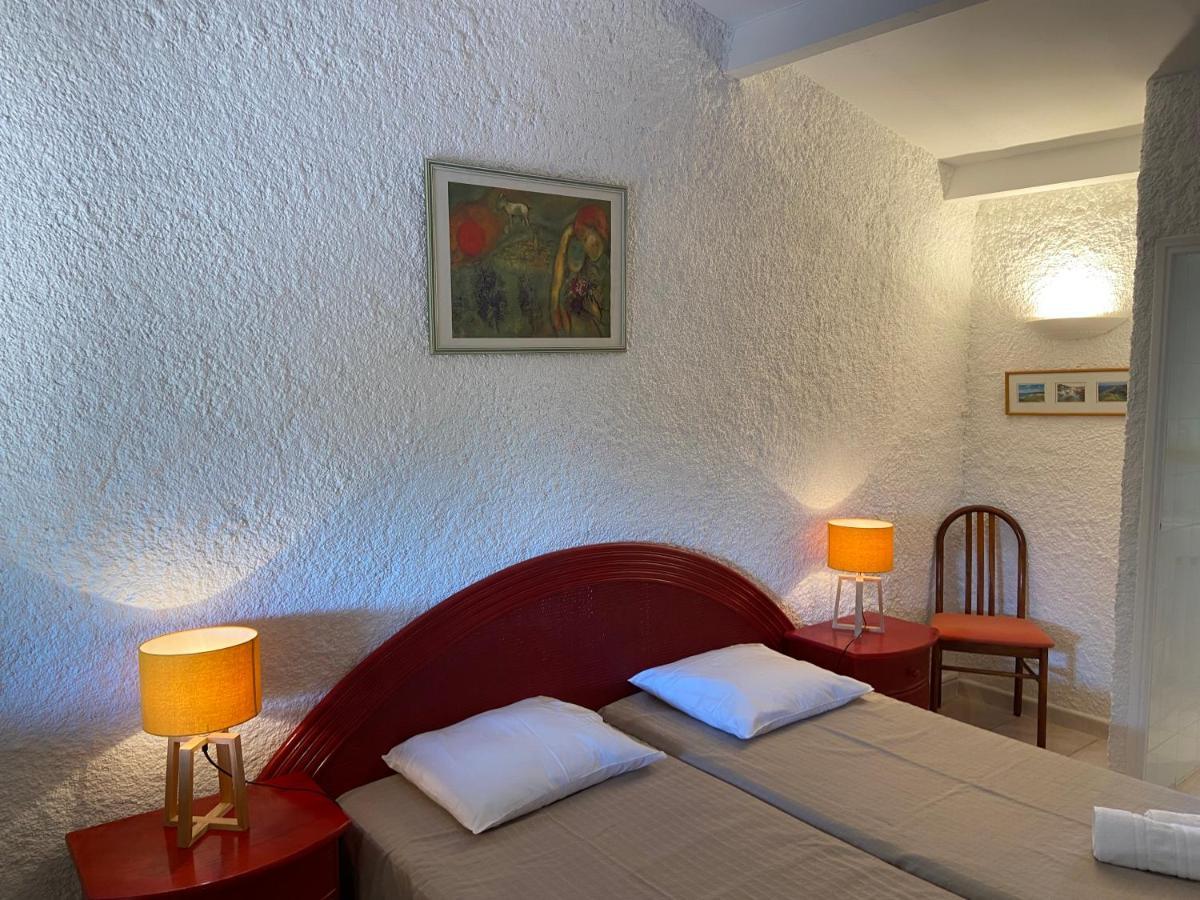 Les Lodges De La Plage U Dragulinu Sari-Solenzara Ngoại thất bức ảnh